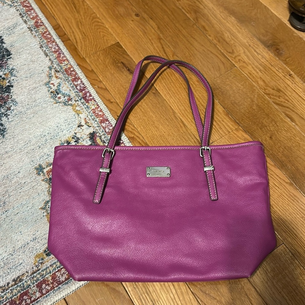 Pink nine west purse